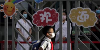 Çin'de yeniden artışa geçen Kovid-19 vakalarının kaynağı bir ilkokul