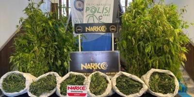 İzmir'de 9,5 kilogram esrar ele geçirildi