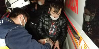 5 lira vermeyen güvenlik görevlisini bıçaklayarak hastanelik etti, yakalanınca "benden şikayetçi olma" dedi