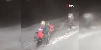 Rusya'daki Elbruz Dağı’nda 19 dağcı mahsur kaldı: 1 ölü