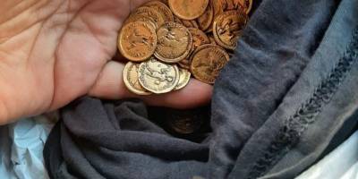 Roma dönemine ait 556 adet sikke ele geçirildi