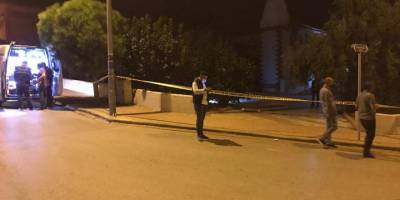 Denizli'de cami avlusunda silahla vurulan kişi hayatını kaybetti