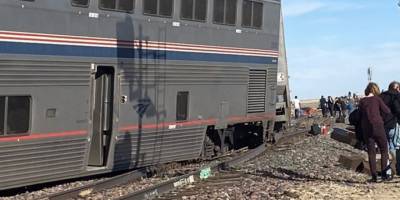 ABD’de yolcu treni raydan çıktı: 3 ölü, 50 yaralı