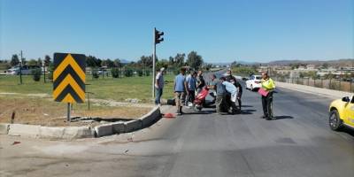 Fethiye'de çarpışan iki motosikletin sürücüleri yaralandı