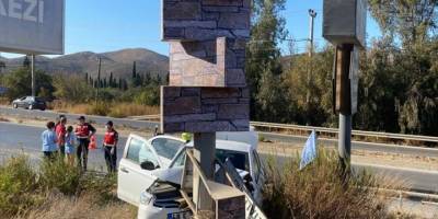 Bodrum'da kaza yapan hırsızlık şüphelileri kovalamaca sonucu yakalandı