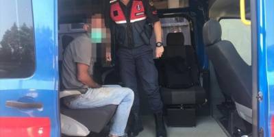 Manisa'da hırsızlık yaparken suçüstü yakalanan zanlı gözaltına alındı