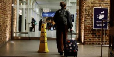 İngiltere'de son 24 saatte Covid-19'dan 290 can kaybı