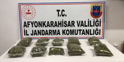Afyonkarahisar'da 1 kilo 810 gram esrar ele geçirildi