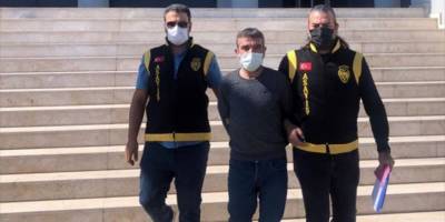 Aydın'da eşinin yanında gördüğü kişiye otomobille çarpan koca tutuklandı