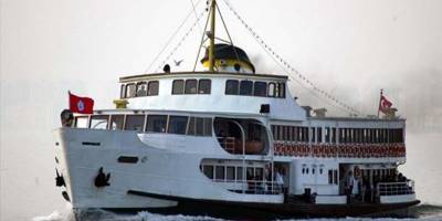 İzmir’de vapur seferleri iptal edildi