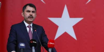 İzmir Katip Çelebi Üniversitesinden Bakan Kurum'a "fahri doktora" unvanı