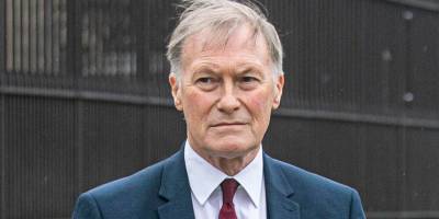 İngiltere'de bıçaklanan milletvekili Amess hayatını kaybetti