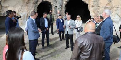 Festival için Afyonkarahisar'a gelen büyükelçiler Frigya'yı gezdi