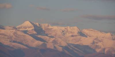 Yüksekova’nın Cilo Dağları beyaza büründü