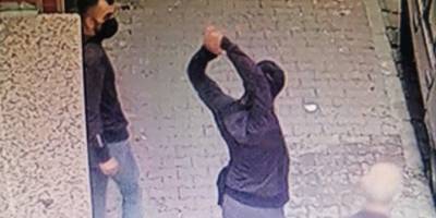 Küçükçekmece’de önce hırsızlık yaptılar sonra güle oynaya kaçtılar