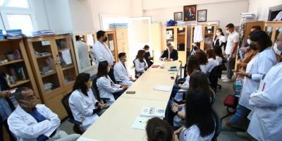 Başkan Sandal: "Bayraklı'daki her çocuğun elinden tutacağız"