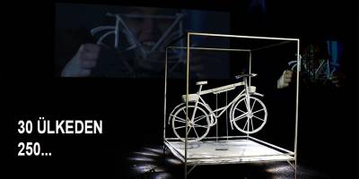 30 ülkeden 250 sporcu ter dökecek: Açılış seremonisi nefes kesti