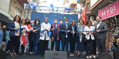 DEVA Partisi Genel Başkanı Babacan, partisinin Aydın İl Başkanlığı binasını açtı