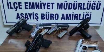 İzmir’de silah kaçakçılarına pazarlık esnasında baskın: 5 tutuklama