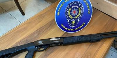 Polis aracı kurşunlamış gibi video çekti, ihbar üzerine gözaltına alındı