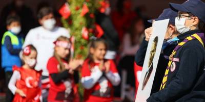 29 Ekim Cumhuriyet Bayramı Ege'de törenlerle kutlanıyor