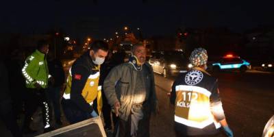 Kazada ikiye bölünen araçtan sağ çıktılar