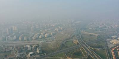 İzmir'de sis etkili oldu