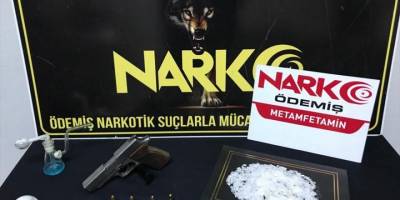 Ödemiş'teki uyuşturucu operasyonlarında 4 kişi yakalandı