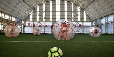 Tuzla’da düzenlenen balon futbolu turnuvası