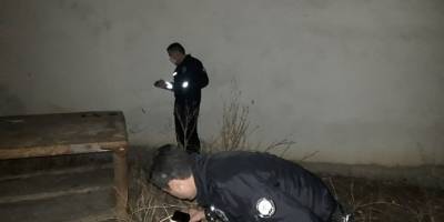 Kablo hırsızları rögarda yakalandı