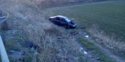 Önce yayaya çarptı, sonra şarampole uçtu: 1 ölü, 1 yaralı