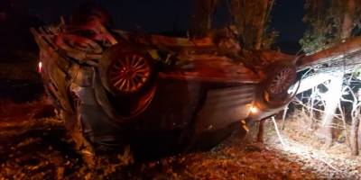 Takla atan kamyonetin sürücüsü can verdi