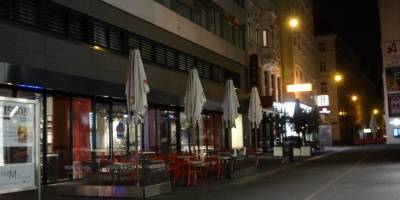 Avusturya’da sokağa çıkma yasağı başladı