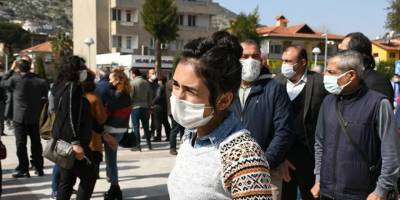 Öğretmen ve ailesine 'canlı ders yaparken ses oluyor' saldırısı