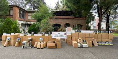 İzmir ve Manisa'da piyasa değeri 2,5 milyon liralık kaçak sigara ele geçirildi