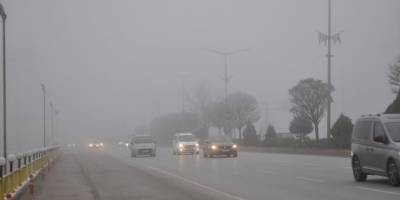 Afyonkarahisar'da yoğun sis hayatı olumsuz etkiledi