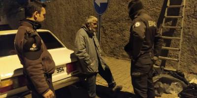 Bekçilere 'boyacıyım' dedi hırsız çıktı