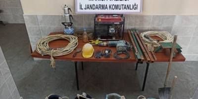 Manisa'da kaçak kazı yapanlara operasyon