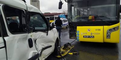 İETT Garajı'nın içinde kaza: 2 yaralı