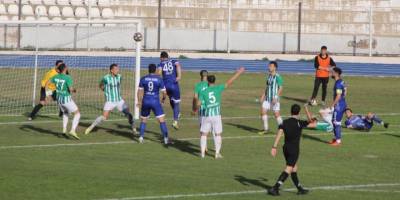 Efeler, 3 puanı 3 golle aldı