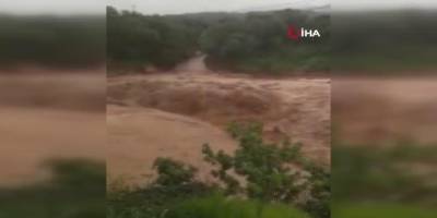 Bolivya’yı sel vurdu: 8 ölü