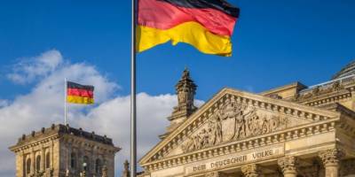 Almanya'da Omicron'a karşı önlemler sertleştirildi