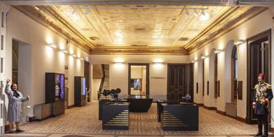 Dünyaca ünlü aktör Jason Statham Tarihi Atlas Sineması açılışına katıldı