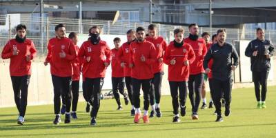 Karşıyaka, ikinci devre için sahaya indi