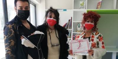 Çanakkale’de 18 günlük Harika bebek kütüphaneye üye oldu