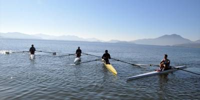 Kürek Milli Takımı Muğla'da kampa girdi