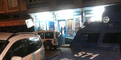 Küçükçekmece’de markette silahlı soygun