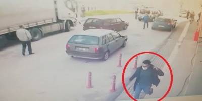 Karısını öldürüp balkonda poz veren zanlıya müebbet hapis