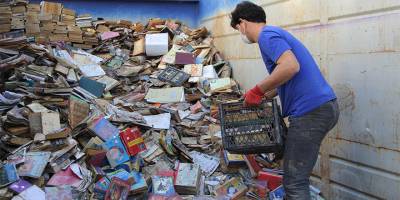 35 BİN ADET KİTAP SEL SULARINA TESLİM OLDU