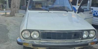 Otomobil ve kasayı çaldılar, polisten kaçamadılar